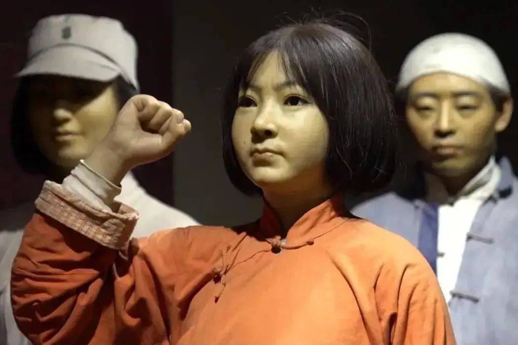 关于红蓝之争，全情投入只求取得最终胜利的信息