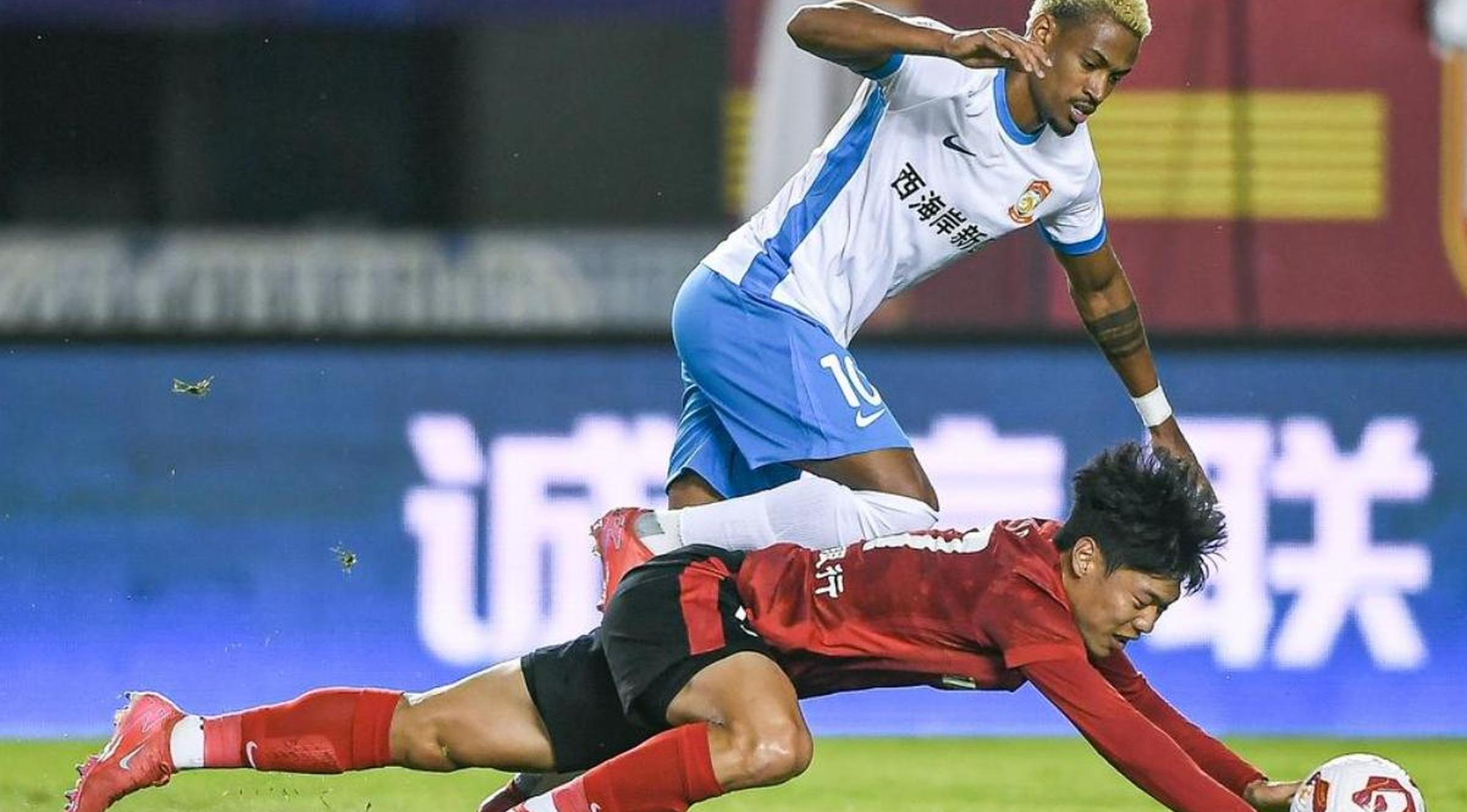 长春亚泰客场-逆转成都谢菲联,力挫强敌的简单介绍 长春亚泰客场-逆转成都谢菲联,力挫强敌的简单介绍